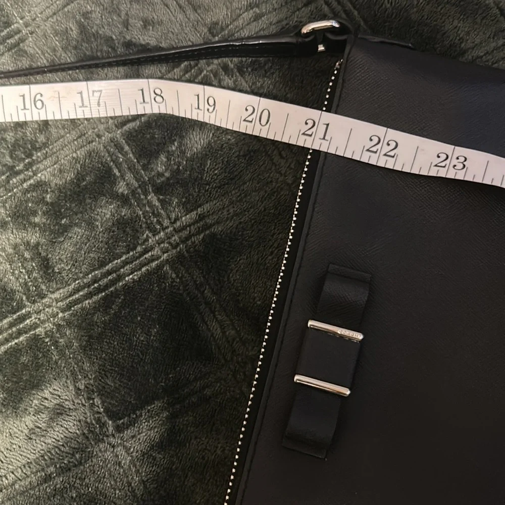 Coach Darcy Bow East West Crossbody Black NWOT - Picture 8 of 12